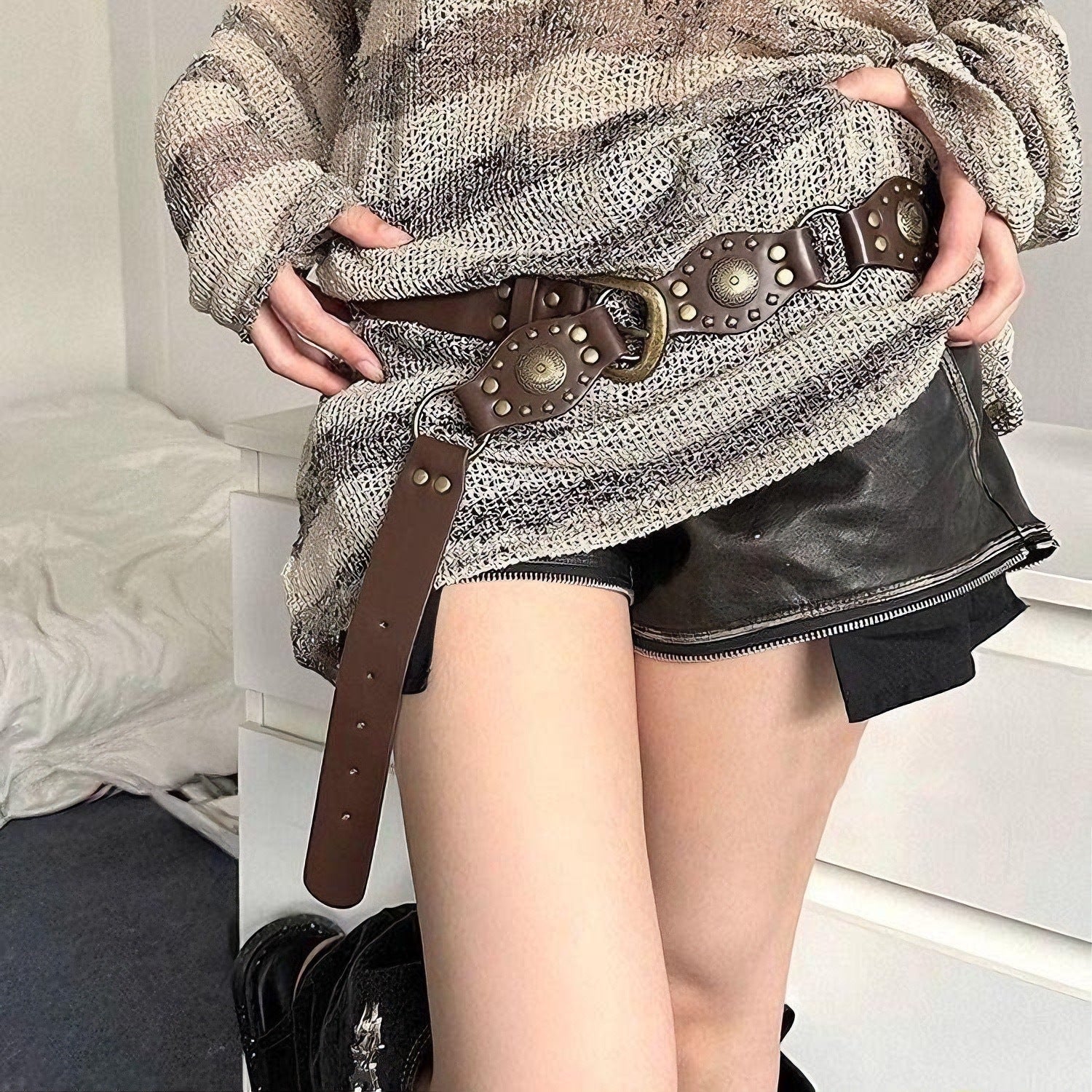 Retro Brown Rivet Belt - American Hollow Ins Style For Women